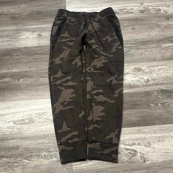 American Eagle Camouflage Mens M Athleisure Gym Active Camo Joggers Sweatpants - Picture 1 of 13